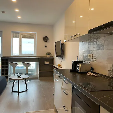 4 Penthouse Terrace W18+w19 *