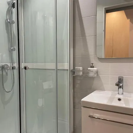 4 Penthouse Terrace W18+w19 *