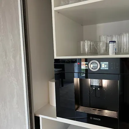 4 Penthouse Terrace W18+w19