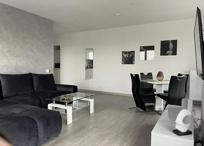 4 Penthouse Terrace W18+w19 *